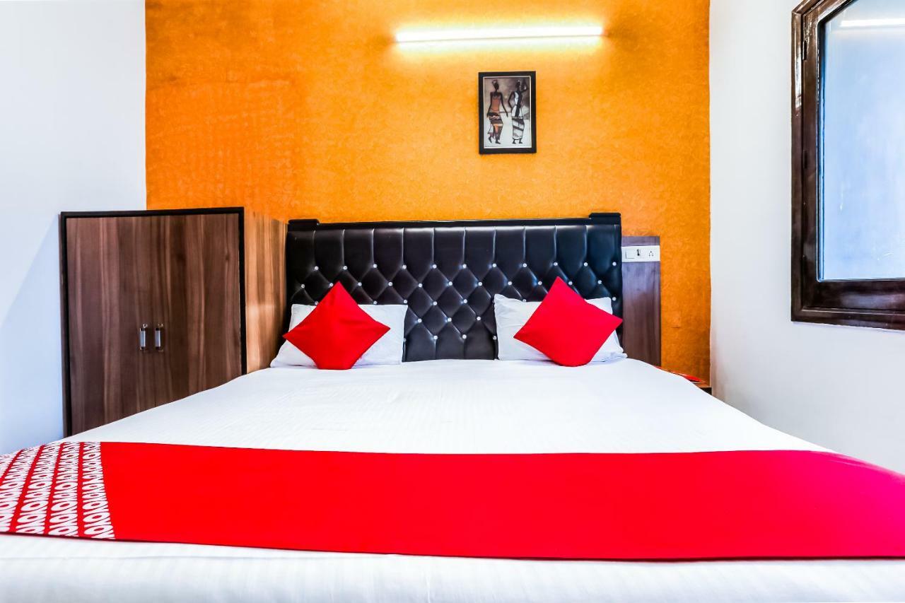 Oyo Flagship 37488 Hotel R V Regency Amritsar Exterior foto