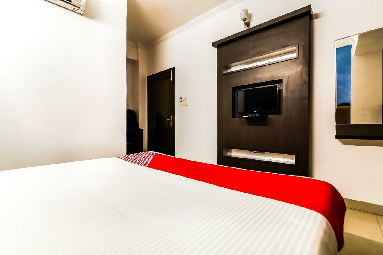 Oyo Flagship 37488 Hotel R V Regency Amritsar Exterior foto
