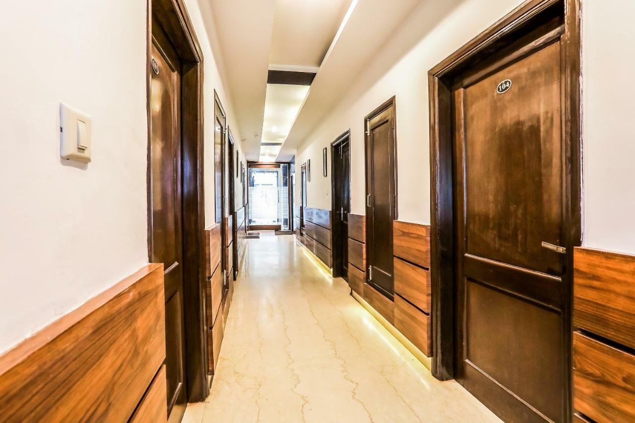 Oyo Flagship 37488 Hotel R V Regency Amritsar Exterior foto